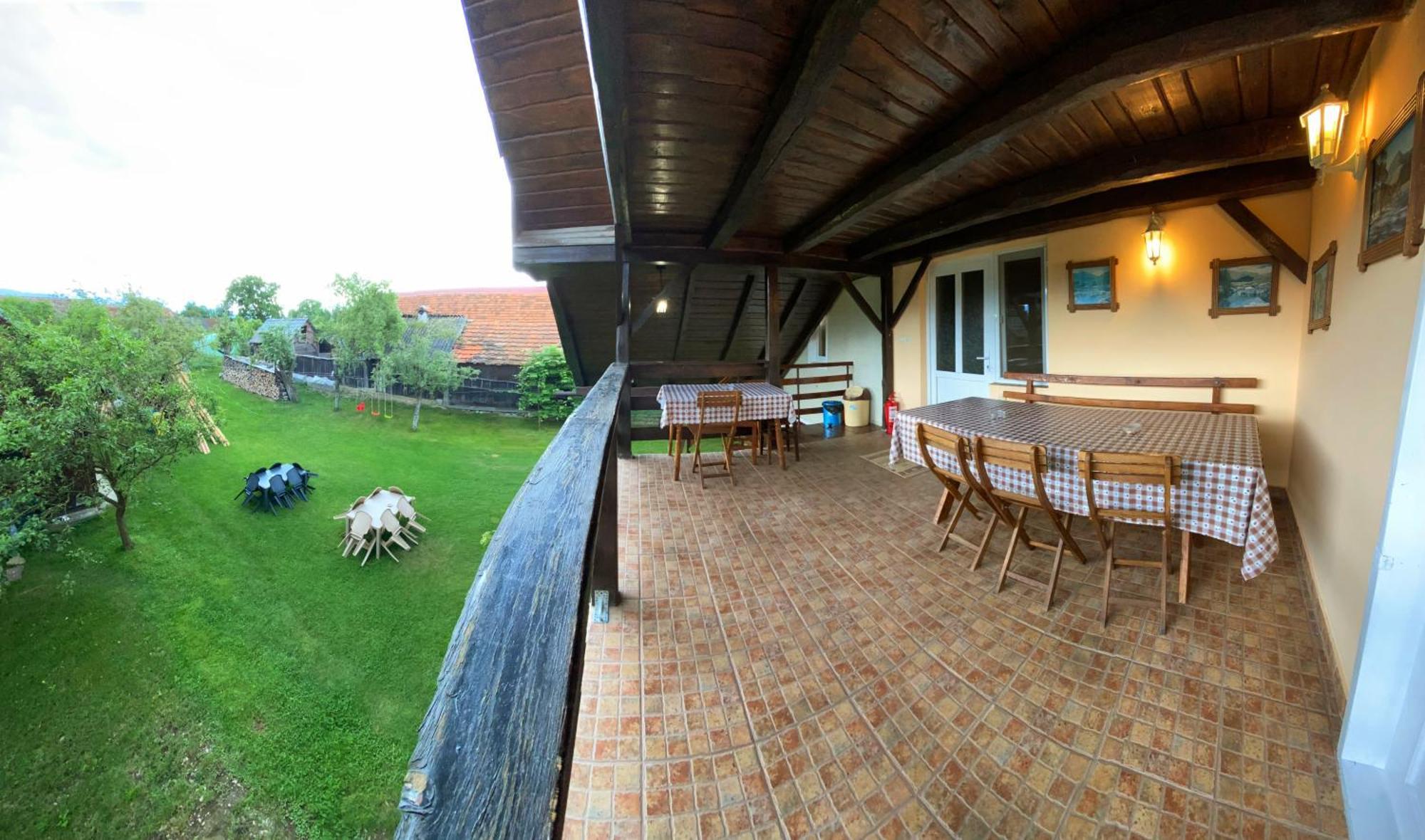 Отель Casa Popa Кырцишоара Экстерьер фото