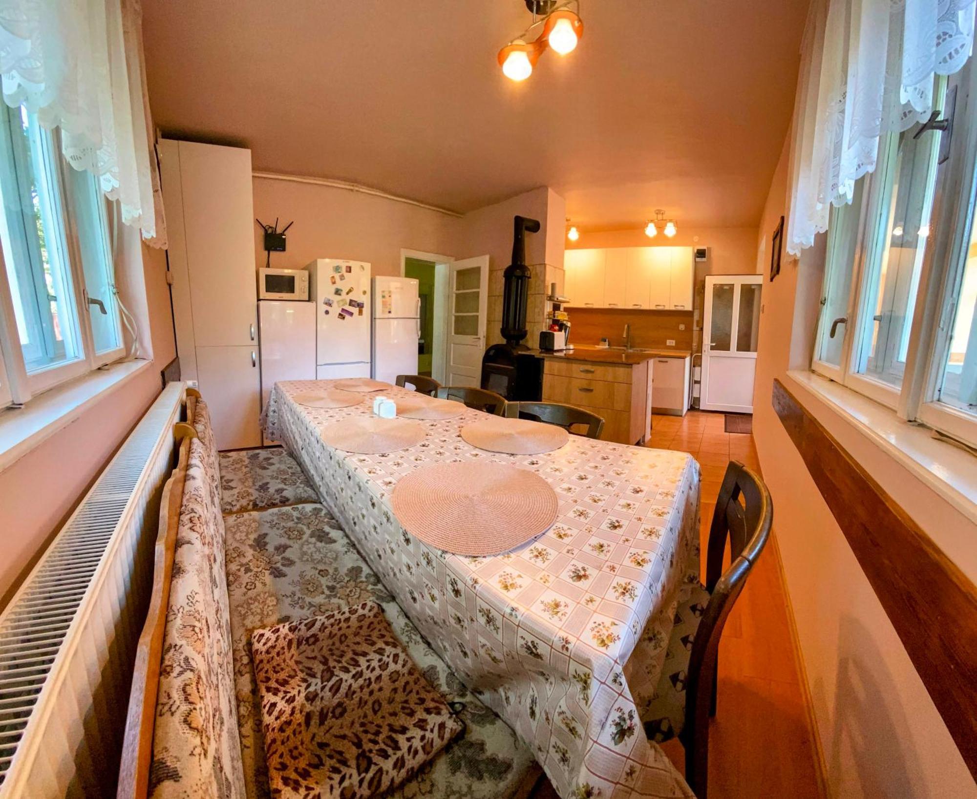 Отель Casa Popa Кырцишоара Экстерьер фото